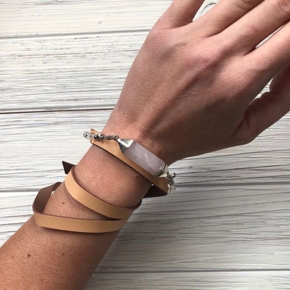 Wild Arrow Rose Quartz Leather Strap Bracelet - Picture 2 of 3